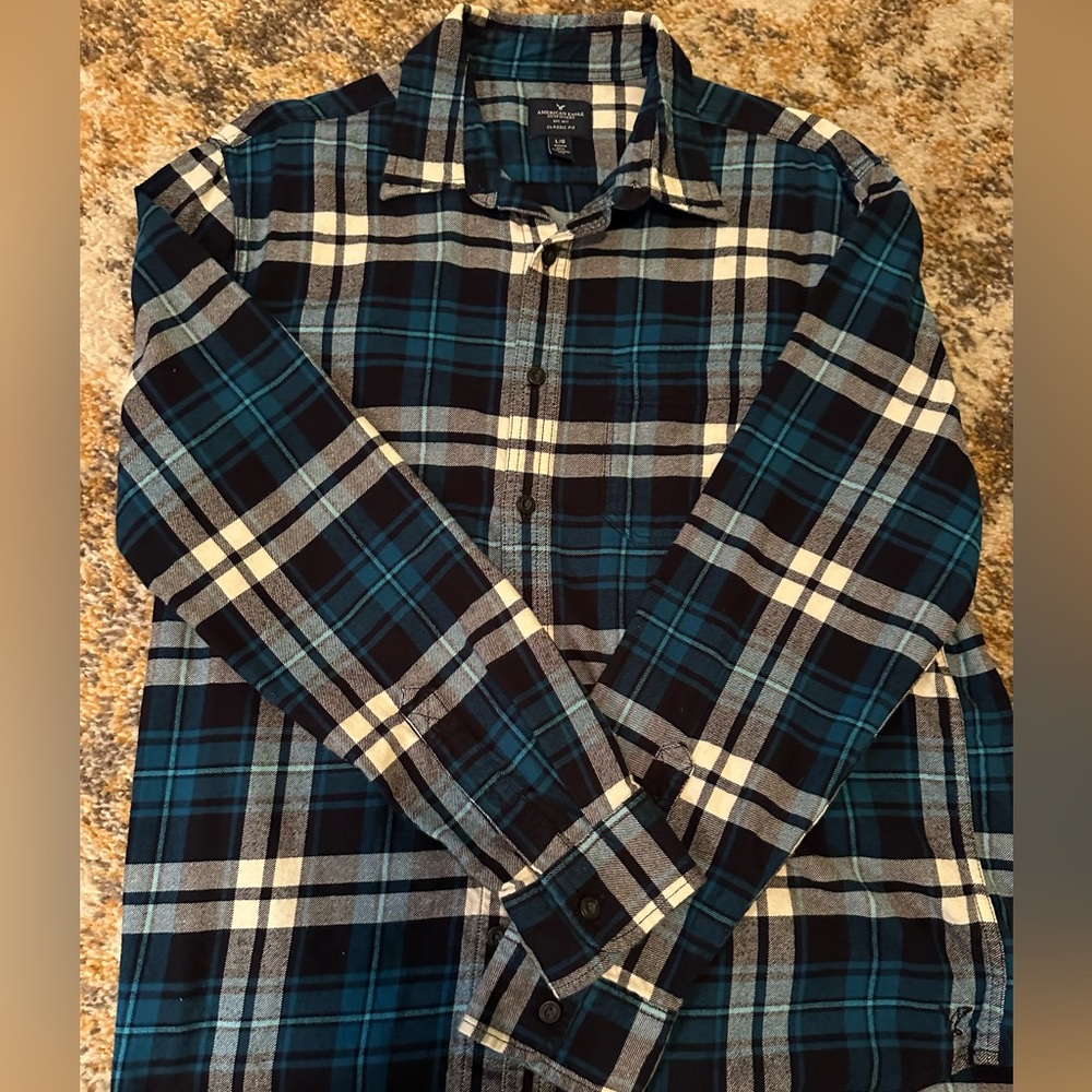 Men American Eagle flannel shirt